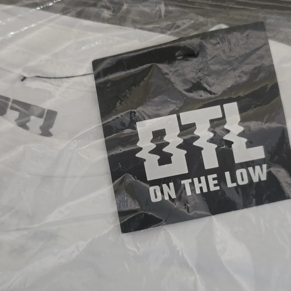 OTL La Patrona TShirt SMALL